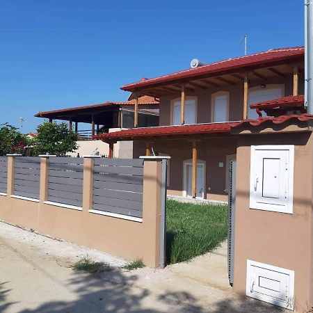 شقة Γιώργος Και Εύα Karianí المظهر الخارجي الصورة